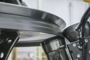 Nahaufnahme des von HSP patentierten Drückwalzverfahrens.