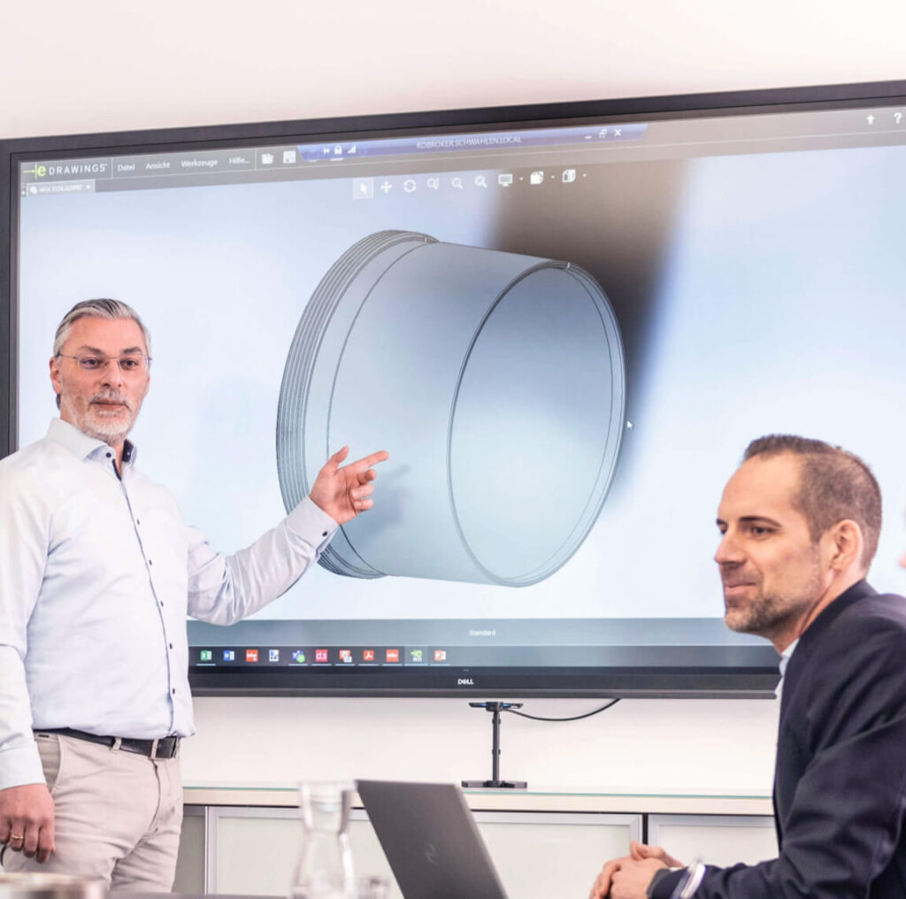 Jede Sonderanfertigung beginnt bei uns mit einem standardisierten, technischen Check.